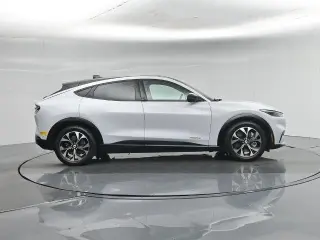 Ford Mustang Mach-E 2022 Premium 4dr SUV
