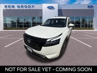 Nissan Pathfinder 2023 SV 4dr SUV