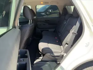 Nissan Pathfinder 2023 SV 4dr SUV