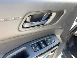 Nissan Pathfinder 2023 SV 4dr SUV
