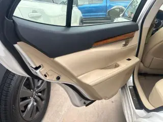 Lexus ES 300h 2014 4dr Sedan