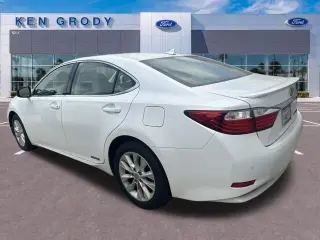 Lexus ES 300h 2014 4dr Sedan