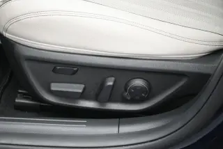Genesis G70 2023 3.3T Standard 4dr Sedan