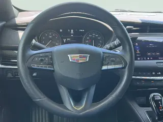 Cadillac XT4 2022 4x4 Sport 4dr Crossover