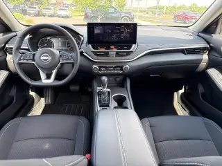 Nissan Altima 2025 2.5 SV 4dr Sedan