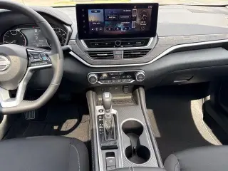 Nissan Altima 2025 2.5 SV 4dr Sedan