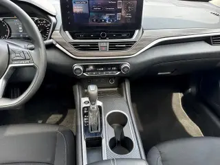 Nissan Altima 2025 2.5 SV 4dr Sedan