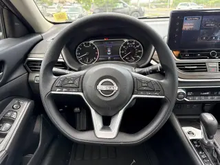 Nissan Altima 2025 2.5 SV 4dr Sedan