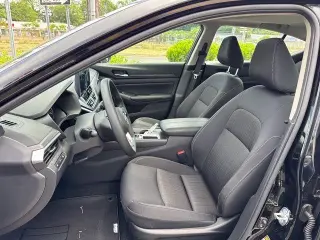 Nissan Altima 2025 2.5 SV 4dr Sedan
