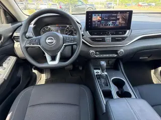 Nissan Altima 2025 2.5 SV 4dr Sedan