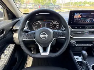 Nissan Altima 2025 2.5 SV 4dr Sedan