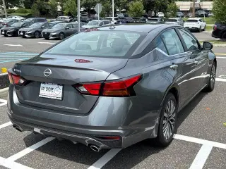 Nissan Altima 2025 2.5 SV 4dr Sedan