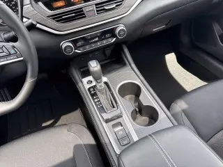 Nissan Altima 2025 2.5 SV 4dr Sedan