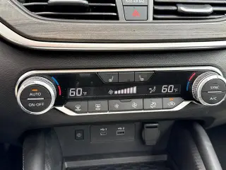 Nissan Altima 2025 2.5 SV 4dr Sedan