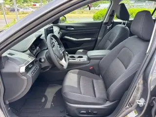 Nissan Altima 2025 2.5 SV 4dr Sedan
