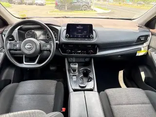Nissan Rogue 2022 AWD SV 4dr Crossover