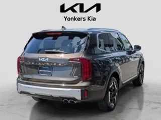 Kia Telluride 2024 AWD S 4dr SUV