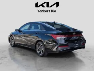 Hyundai ELANTRA 2024 Limited 4dr Sedan