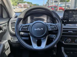 Kia Seltos 2022 AWD LX 4dr SUV