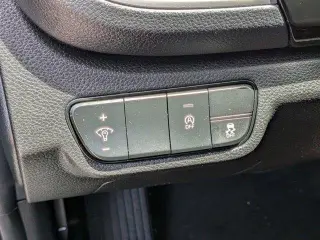 Kia Seltos 2024 S 4dr SUV