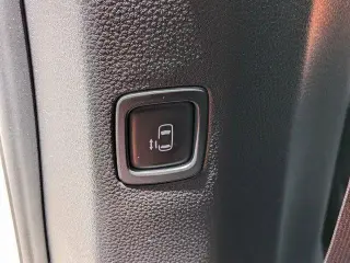Kia Carnival 2023 SX 4dr Mini-Van
