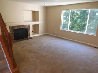 Propiedad en alquiler con 4 habitaciones y 2.5 baños en Florencia