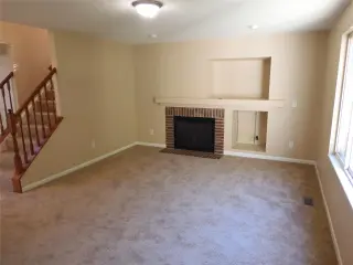 Propiedad en alquiler con 4 habitaciones y 2.5 baños en Florencia