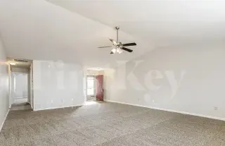 HOUSE FOR RENT IN INDIANAPOLIS