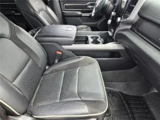 Ram 1500 2023 4x4 Laramie 4dr Crew Cab 5.6 ft. SB Pickup