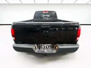 Ram 1500 Classic 2020 4x2 Warlock 4dr Quad Cab 6.3 ft. SB Pickup