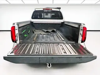 Nissan Frontier 2019 4x4 SV 4dr Crew Cab 5 ft. SB 6M