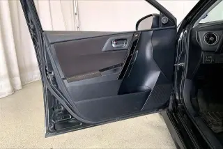 Toyota Corolla iM 2018 4dr Hatchback CVT