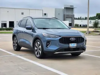 Ford Escape Hybrid 2023 Platinum 4dr SUV