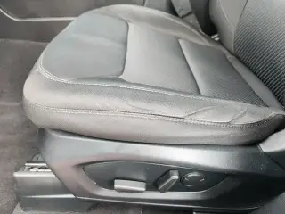 Ford Explorer 2023 XLT 4dr SUV