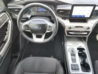 Ford Explorer 2023 XLT 4dr SUV
