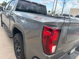 GMC Sierra 1500 Limited 2022 4x4 Elevation 4dr Crew Cab 5.8 ft. SB