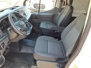 Ford Transit 2024 150 3dr SWB Low Roof Cargo Van
