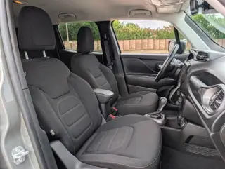 Jeep Renegade 2022 4x4 (Red) Edition 4dr SUV