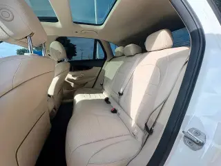Mercedes-Benz GLC 2021 GLC 300 4dr SUV
