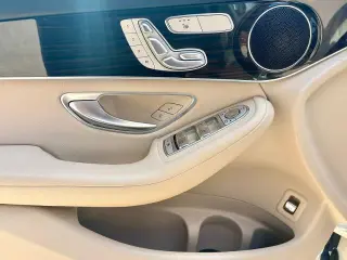 Mercedes-Benz GLC 2021 GLC 300 4dr SUV