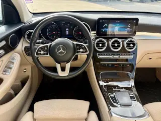 Mercedes-Benz GLC 2021 GLC 300 4dr SUV