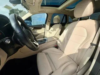 Mercedes-Benz GLC 2021 GLC 300 4dr SUV