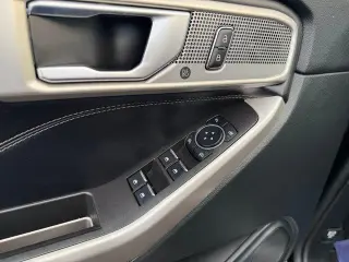 Ford Explorer 2023 AWD Limited 4dr SUV