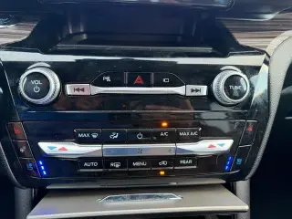 Ford Explorer 2023 AWD Limited 4dr SUV