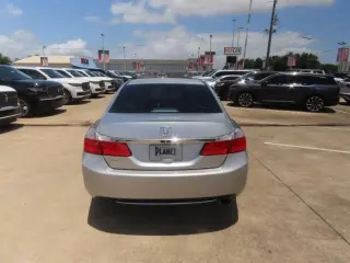 Honda Accord 2013 LX 4dr Sedan CVT