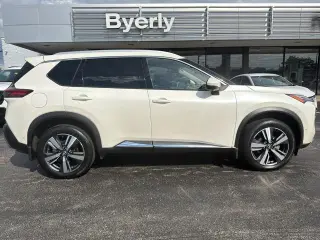 Nissan Rogue 2023 AWD Platinum 4dr Crossover
