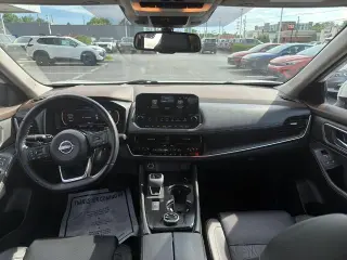 Nissan Rogue 2023 AWD Platinum 4dr Crossover