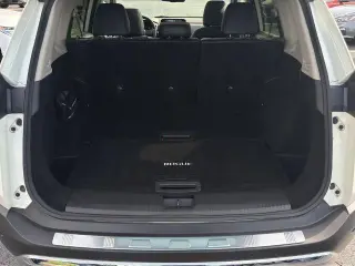 Nissan Rogue 2023 AWD Platinum 4dr Crossover