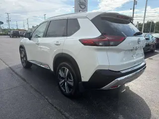 Nissan Rogue 2023 AWD Platinum 4dr Crossover