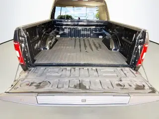 Ford F-150 2019 4x4 XLT 4dr SuperCrew 5.5 ft. SB